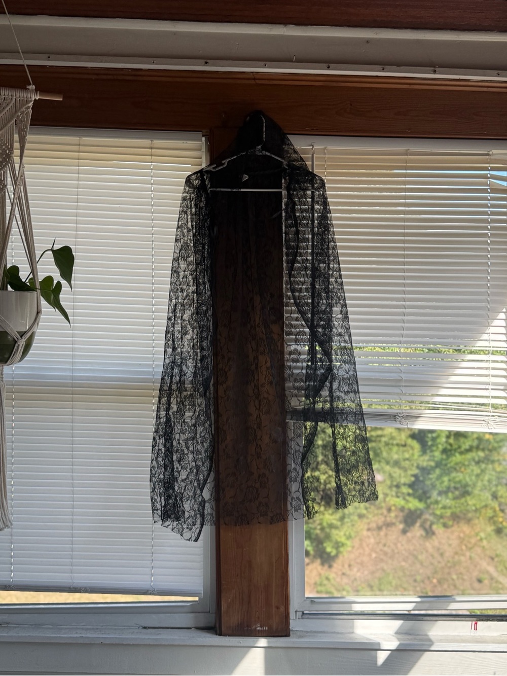 Black Lace Hooded Decorative Throw - Unbranded